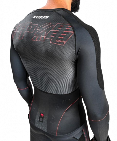 Venum Rashguard Okinawa 3.0 lang